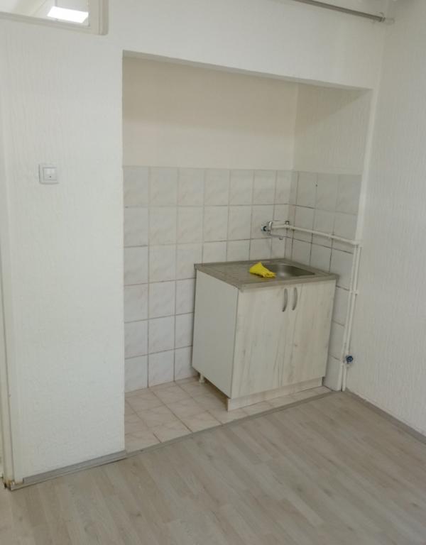 Slika 3 - Jednosoban, 30m2, Kod DIF-a Niš